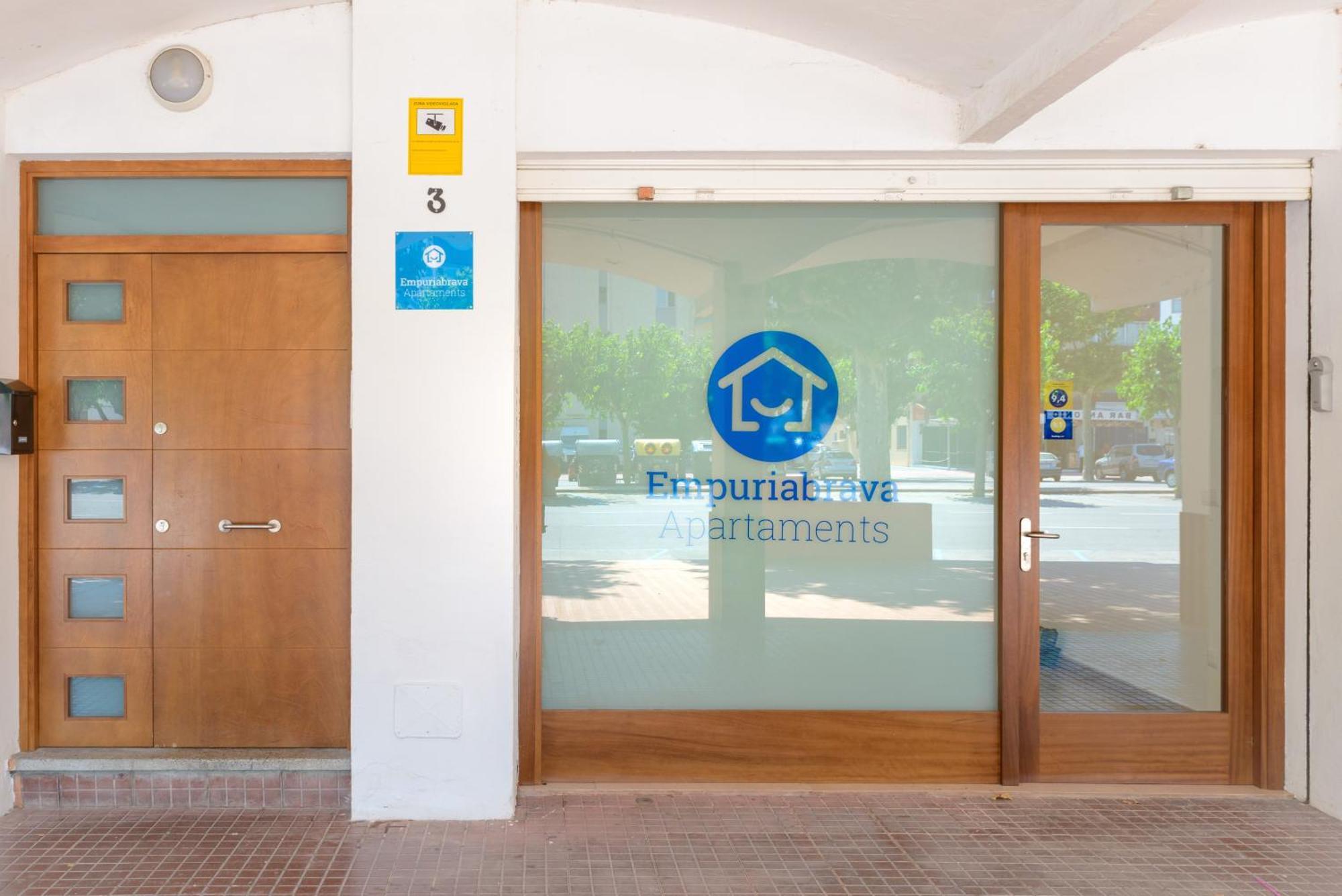 Empuriabrava Apartaments - Nº2 Ngoại thất bức ảnh